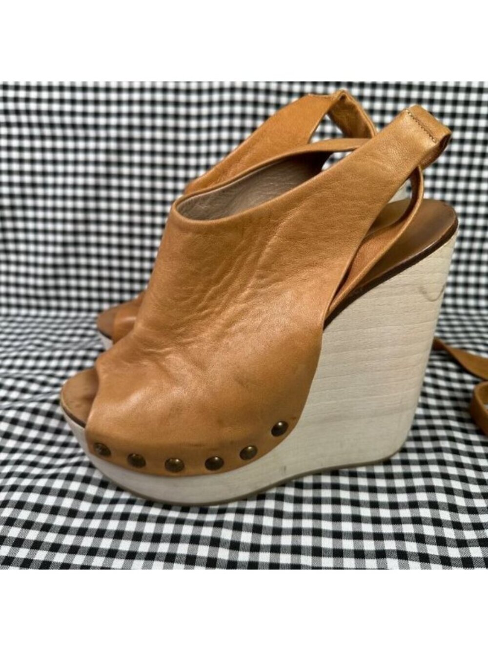 Chloe Studded Brown Leather Ankle Strap Wood Platform Clog Style Heel EU 38 - Picture 3 of 8